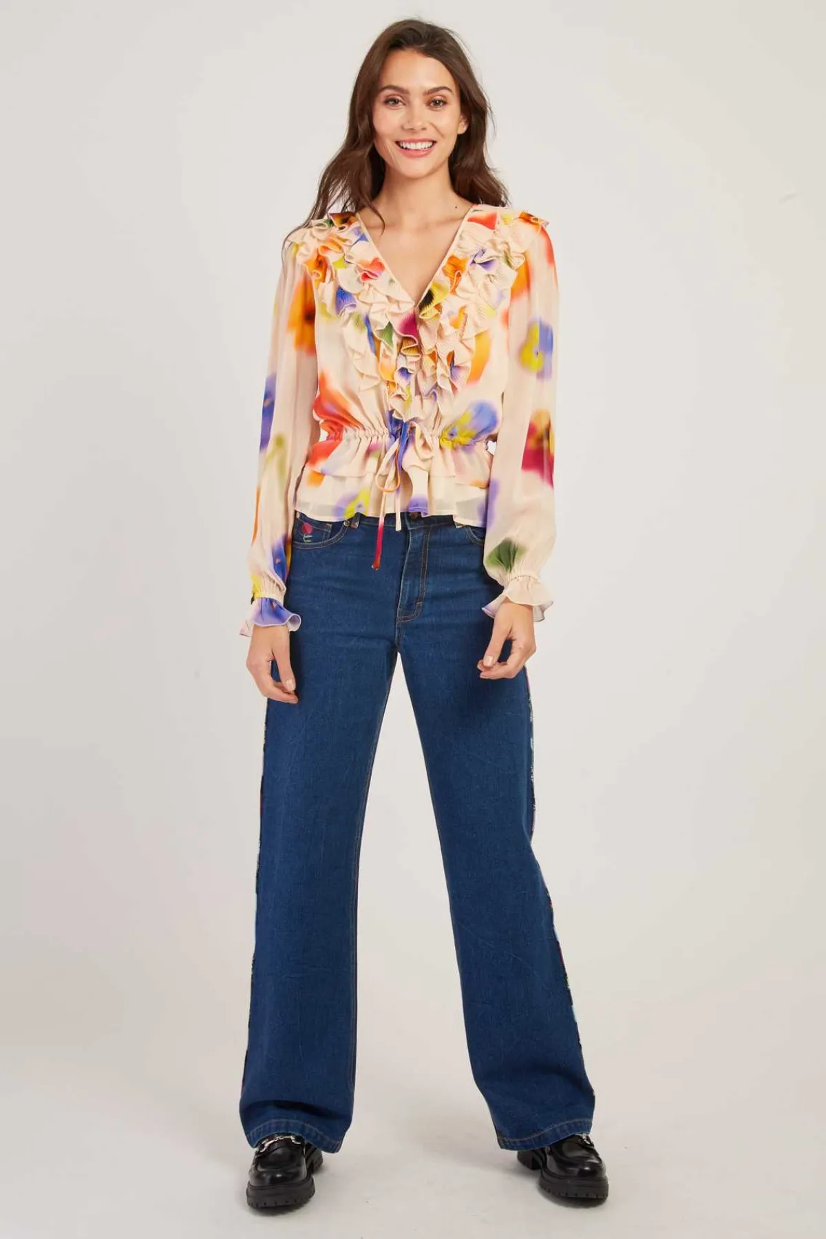 Cheap Blouse imprimée col V manches longues FELINE Les Blouses, Chemisiers & Tops