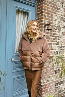 New Doudoune à capuche en fausse fourrure ELEONORE Les Manteaux, Vestes & Doudounes