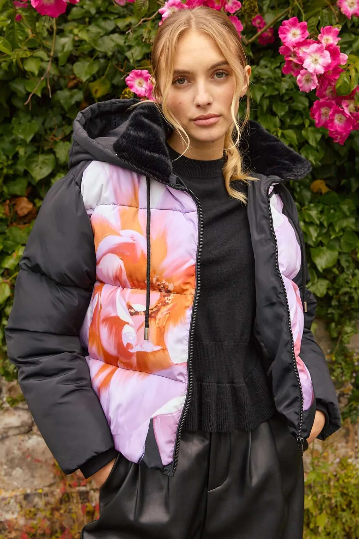 Sale Doudoune à capuche motif floral ELISA Les Manteaux, Vestes & Doudounes