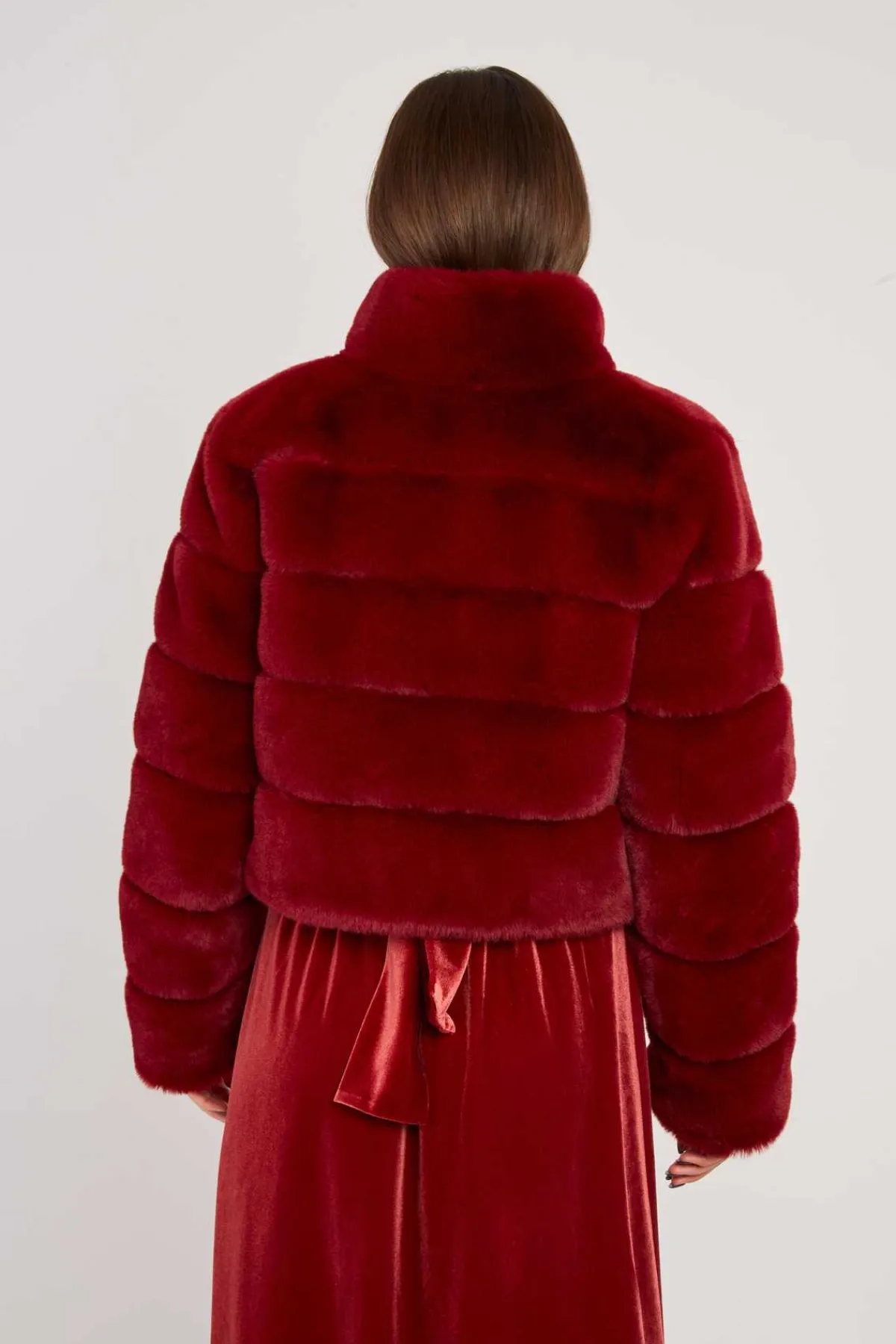 Sale Doudoune courte en fausse fourrure LAMAR Les Manteaux, Vestes & Doudounes