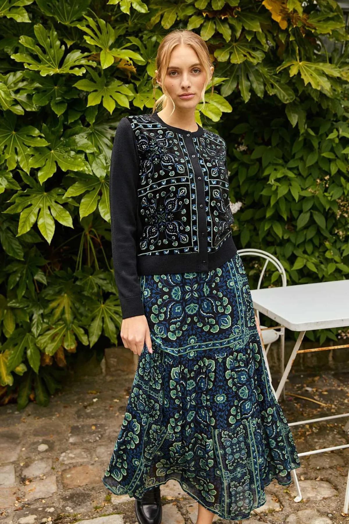 Online Gilet col rond effet velours brodé DELOS La Maille|Les Gilets, Cardigans & Pulls