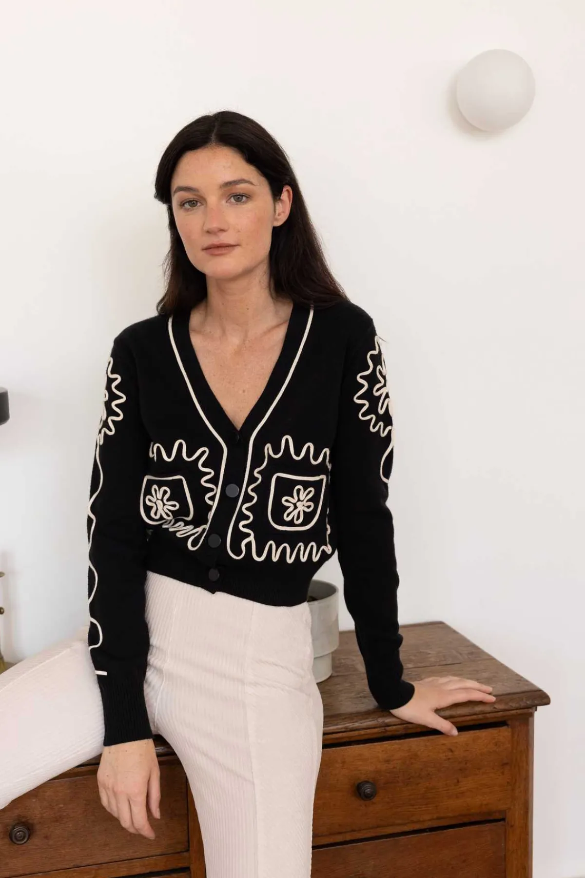 New Gilet court col V DALVA La Maille|Les Gilets, Cardigans & Pulls