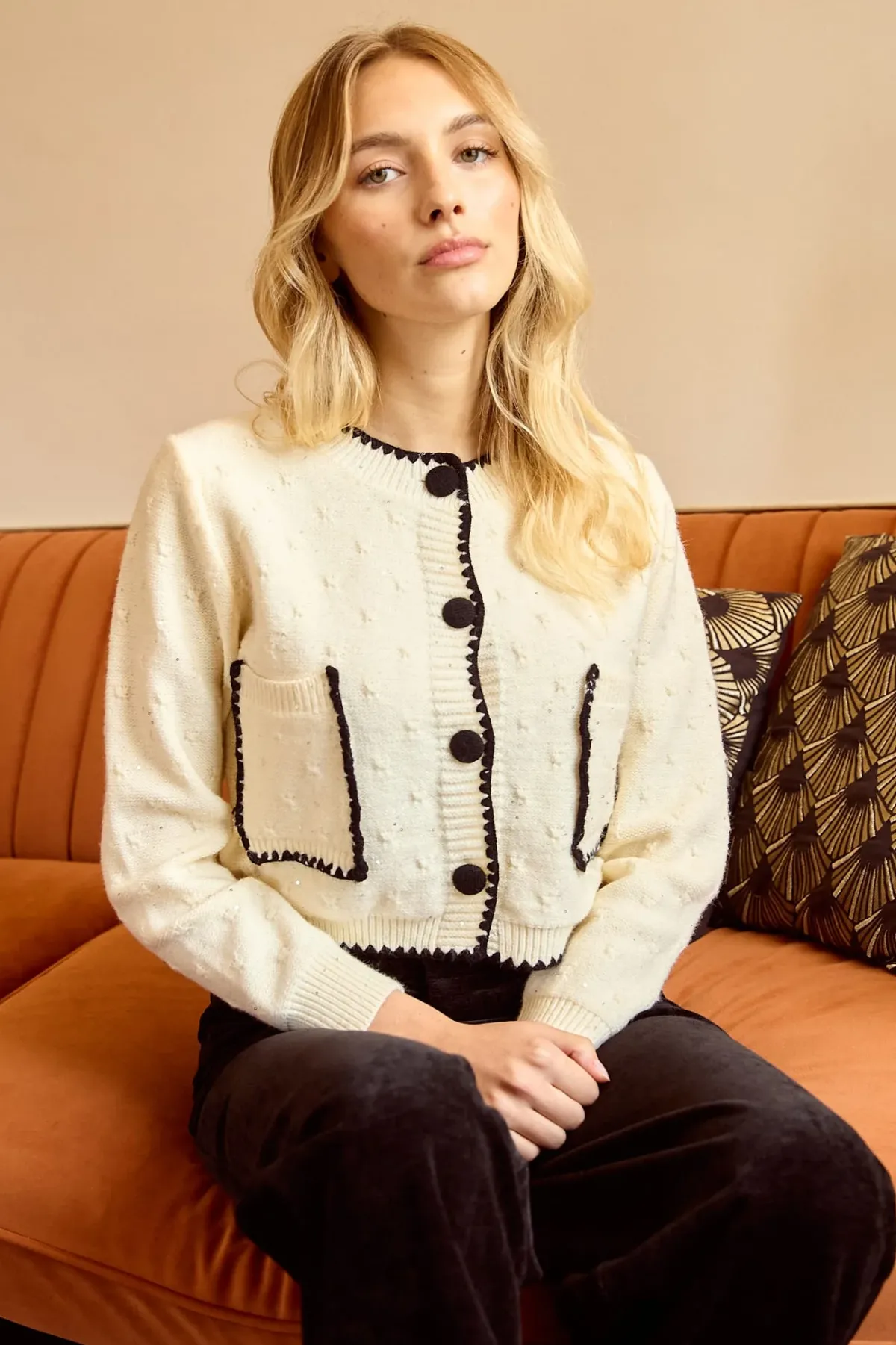 Best Gilet en maille bicolore brodé avec poches DALABA La Maille|Les Gilets, Cardigans & Pulls