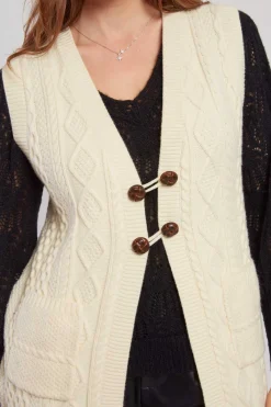 Shop Gilet en maille sans manches col V DARCY La Maille|Les Gilets, Cardigans & Pulls