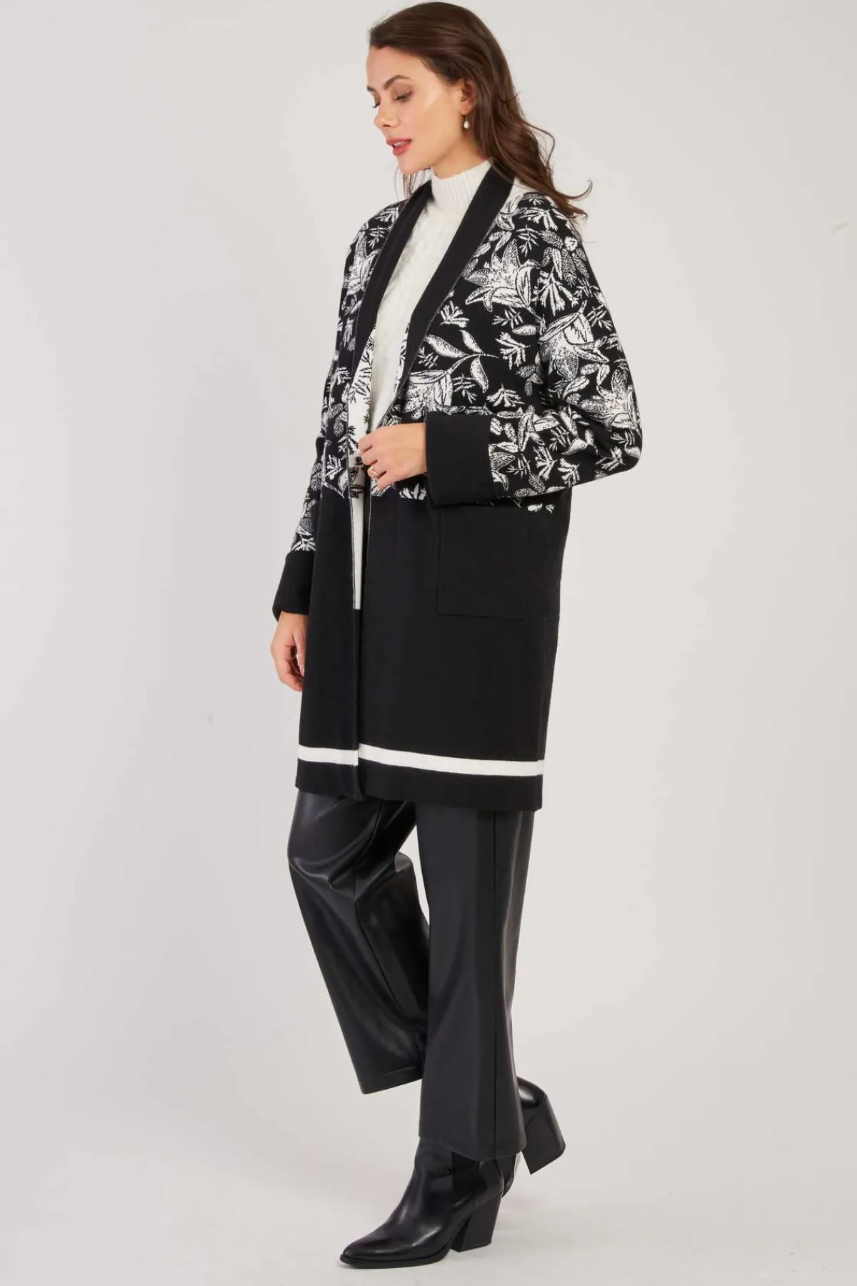 Outlet Gilet long en maille à motif jacquard fleuri DANI La Maille|Les Gilets, Cardigans & Pulls