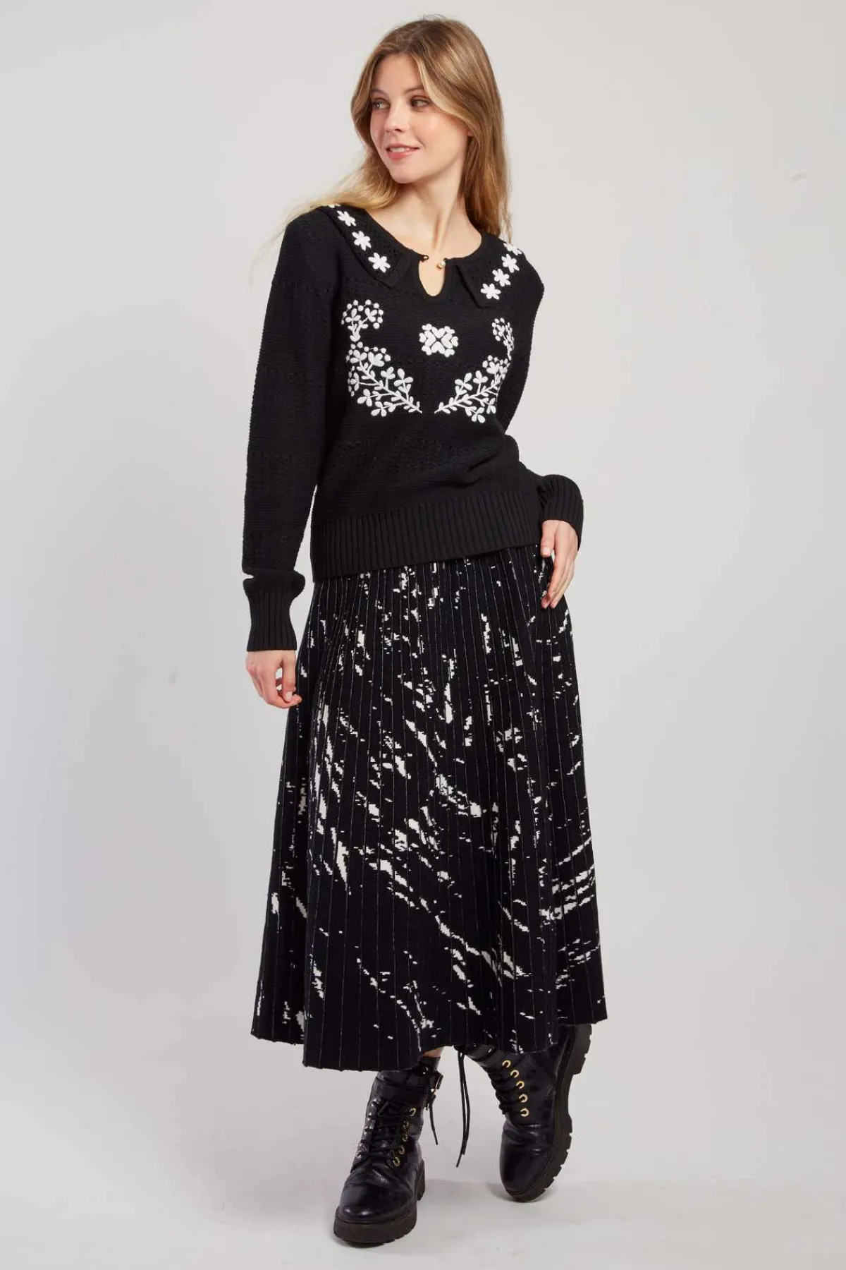 Shop Jupe midi plissée en maille GALATEA La Maille|Les Jupes & Pantalons