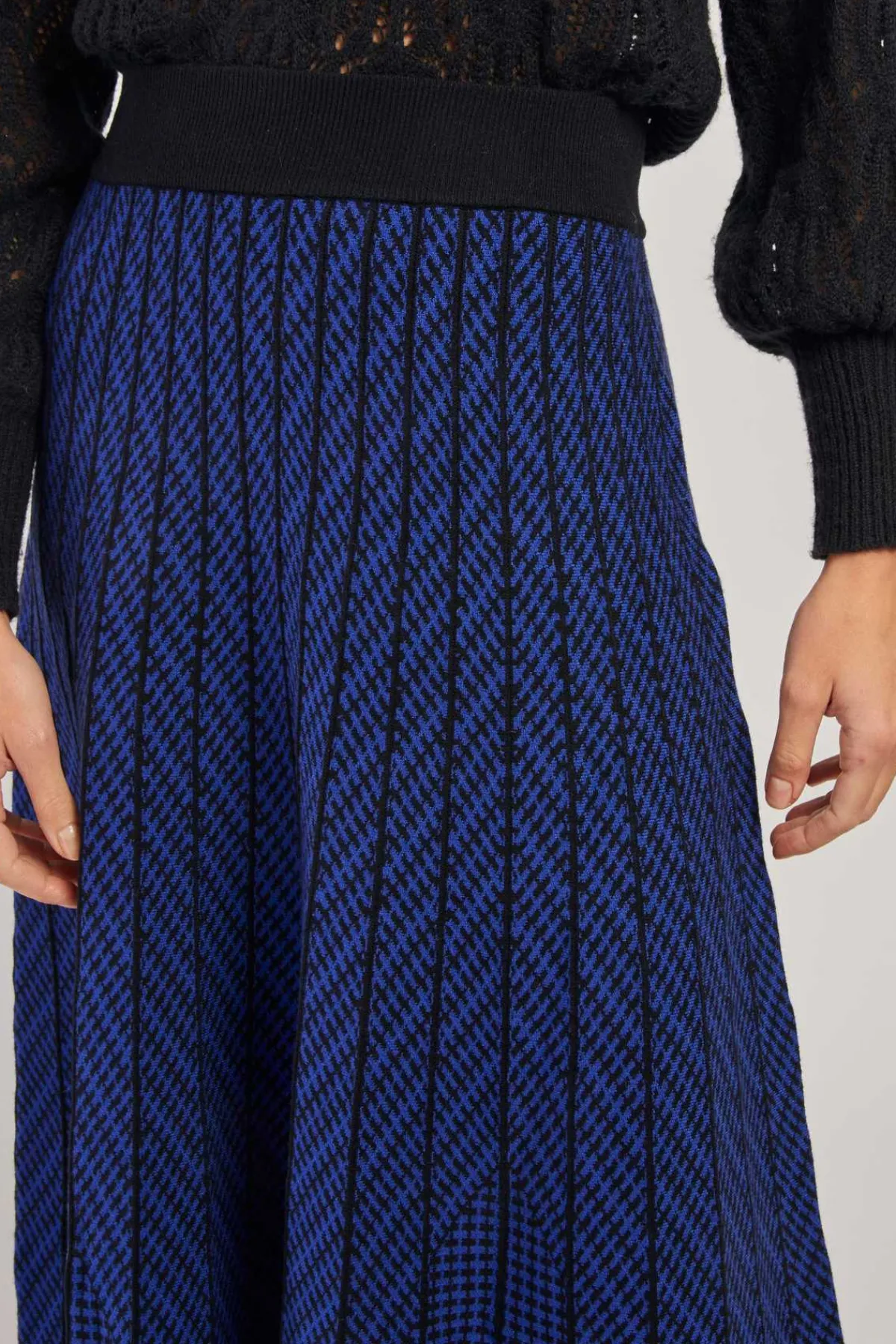 Fashion Jupe mi-long plissée en maille rayée GALANTE La Maille|Les Jupes & Pantalons