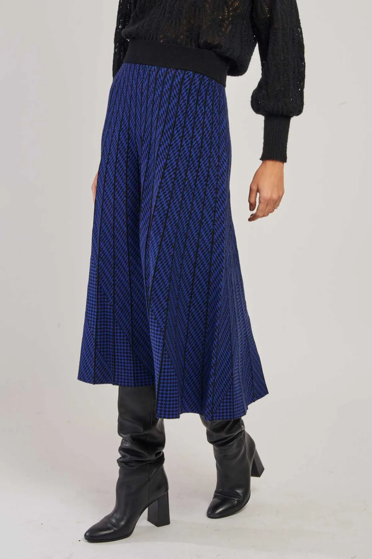 Fashion Jupe mi-long plissée en maille rayée GALANTE La Maille|Les Jupes & Pantalons