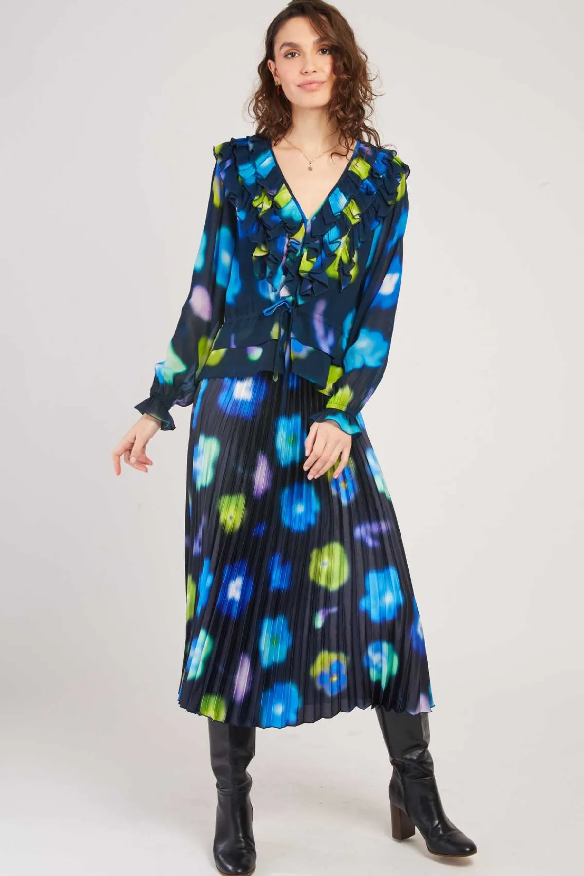 Cheap Jupe mi-longue à imprimé floral GERALDINE Les Jupes & Pantalons