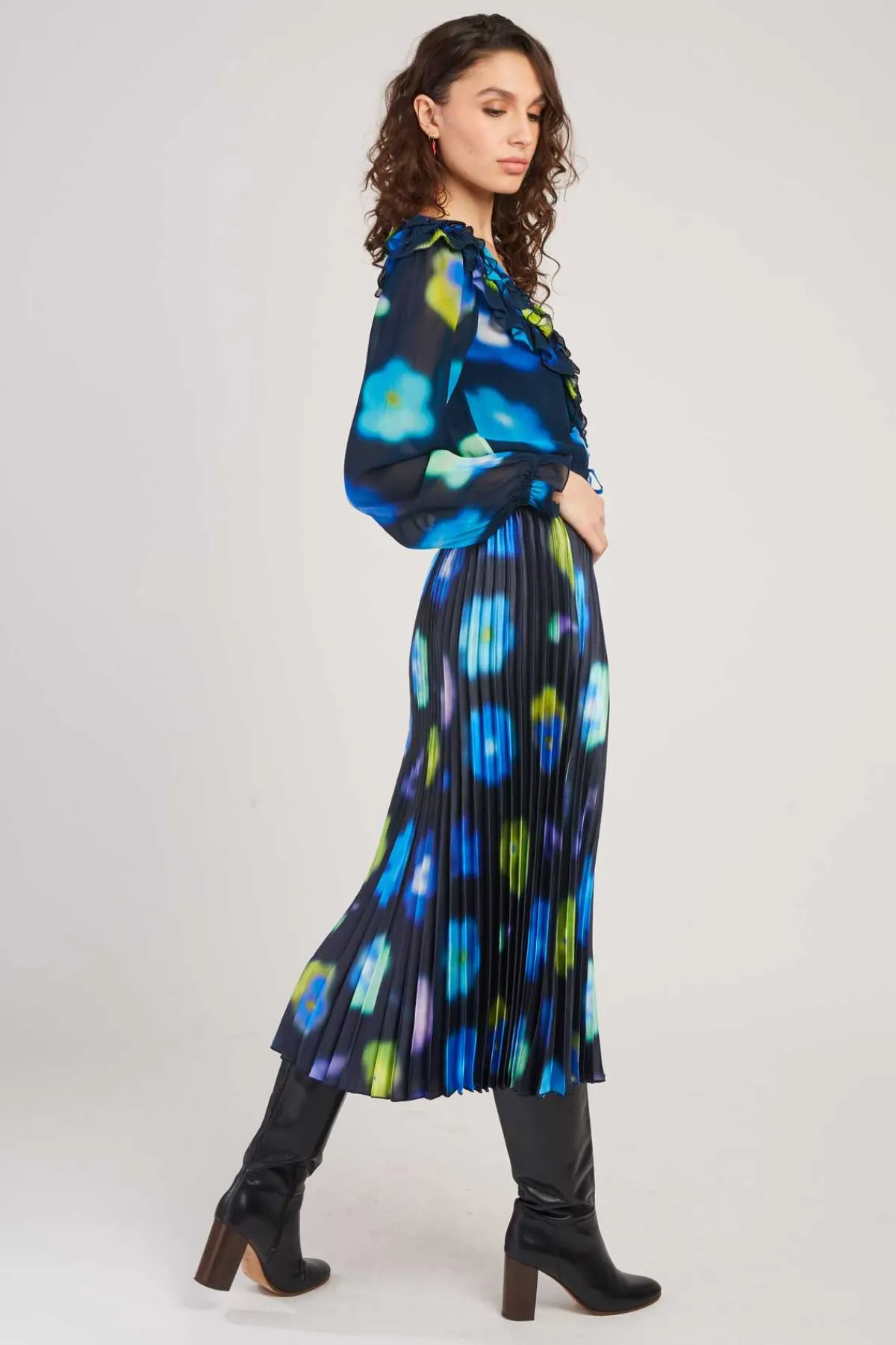 Cheap Jupe mi-longue à imprimé floral GERALDINE Les Jupes & Pantalons