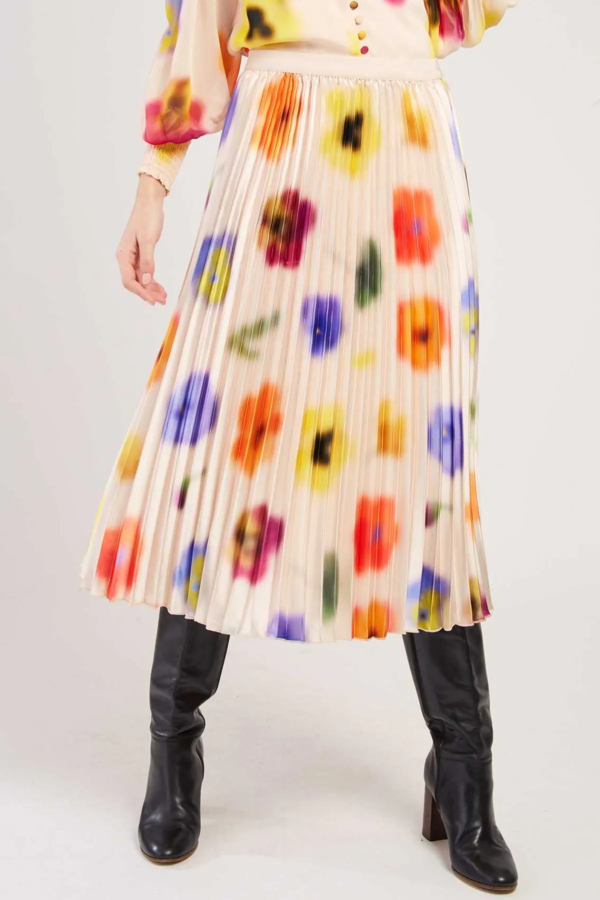 Cheap Jupe mi-longue à imprimé floral GERALDINE Les Jupes & Pantalons