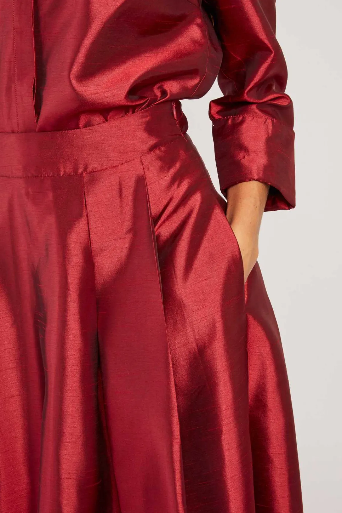 Outlet Jupe mi-longue evasée satinée GAVINA Les Jupes & Pantalons