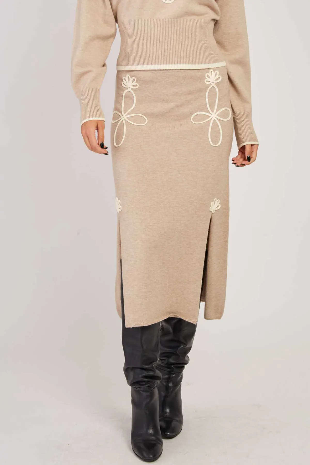 Cheap Jupe mi-longue fendue en maille GABY Les Jupes & Pantalons