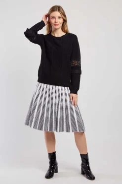 Sale Jupe mi-longue évasée en maille à carreaux GAELLE Les Jupes & Pantalons