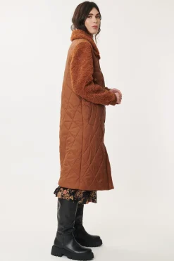 Discount Manteau matelassé et fausse fourrure FIRMINE Les Manteaux, Vestes & Doudounes