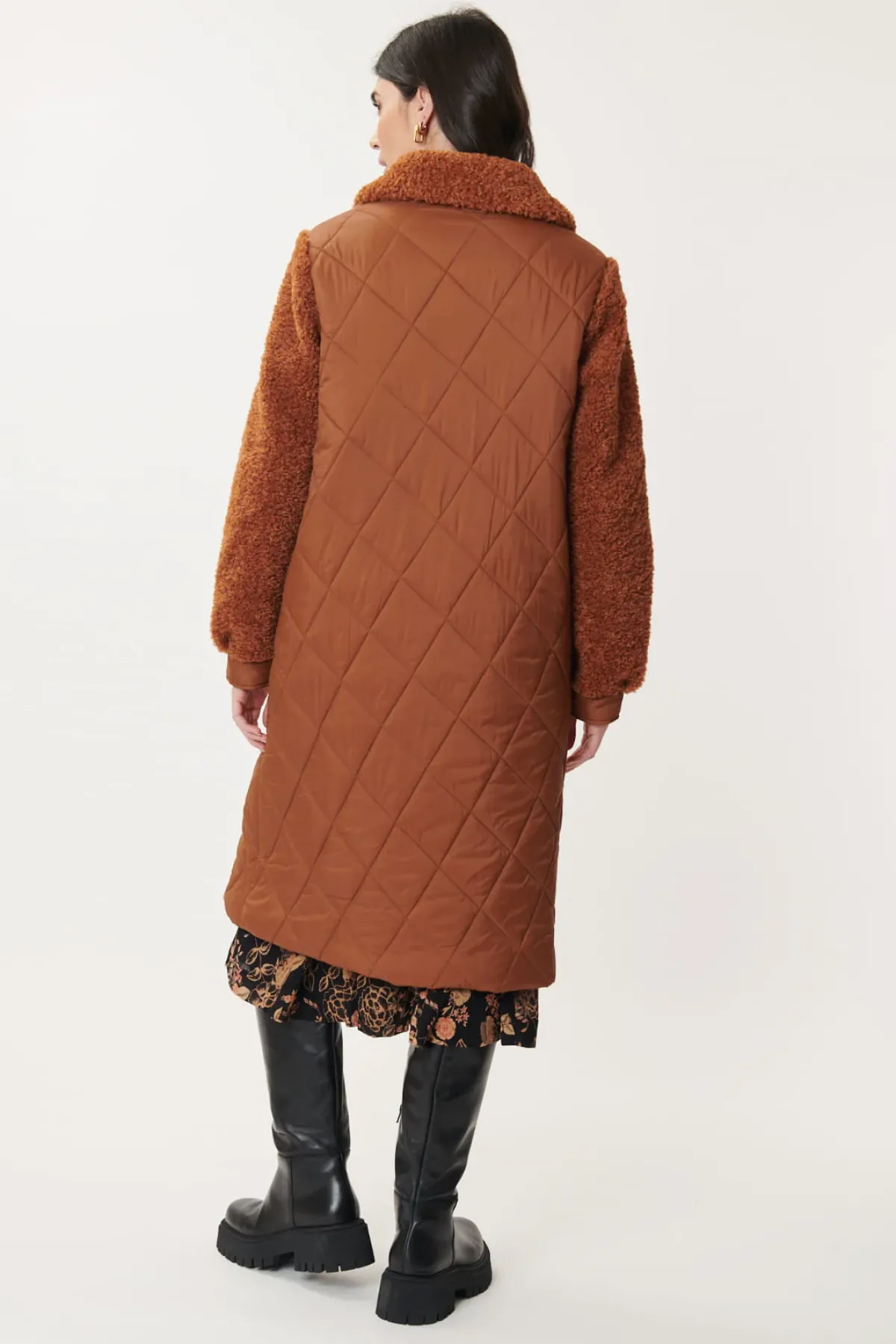 Discount Manteau matelassé et fausse fourrure FIRMINE Les Manteaux, Vestes & Doudounes