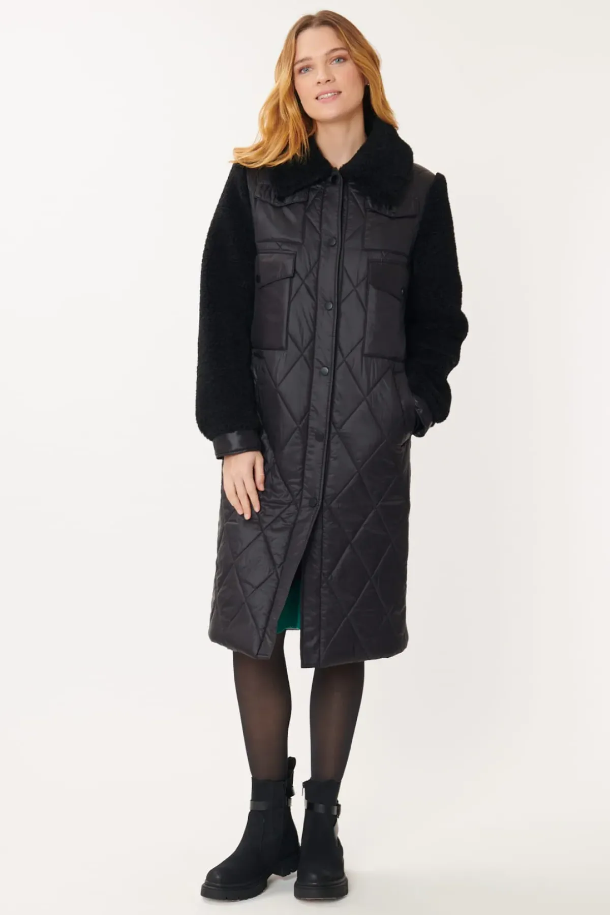 Discount Manteau matelassé et fausse fourrure FIRMINE Les Manteaux, Vestes & Doudounes