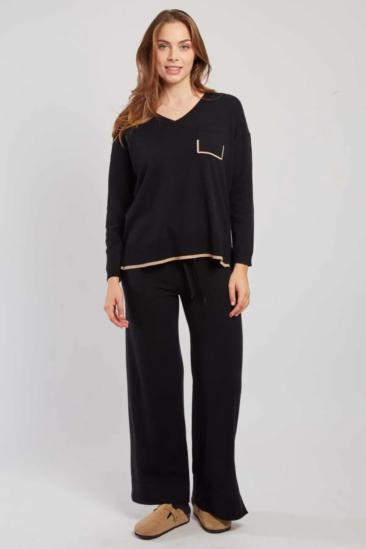 Discount Pantalon en maille uni avec un lacet RAFFINEE Les Jupes & Pantalons