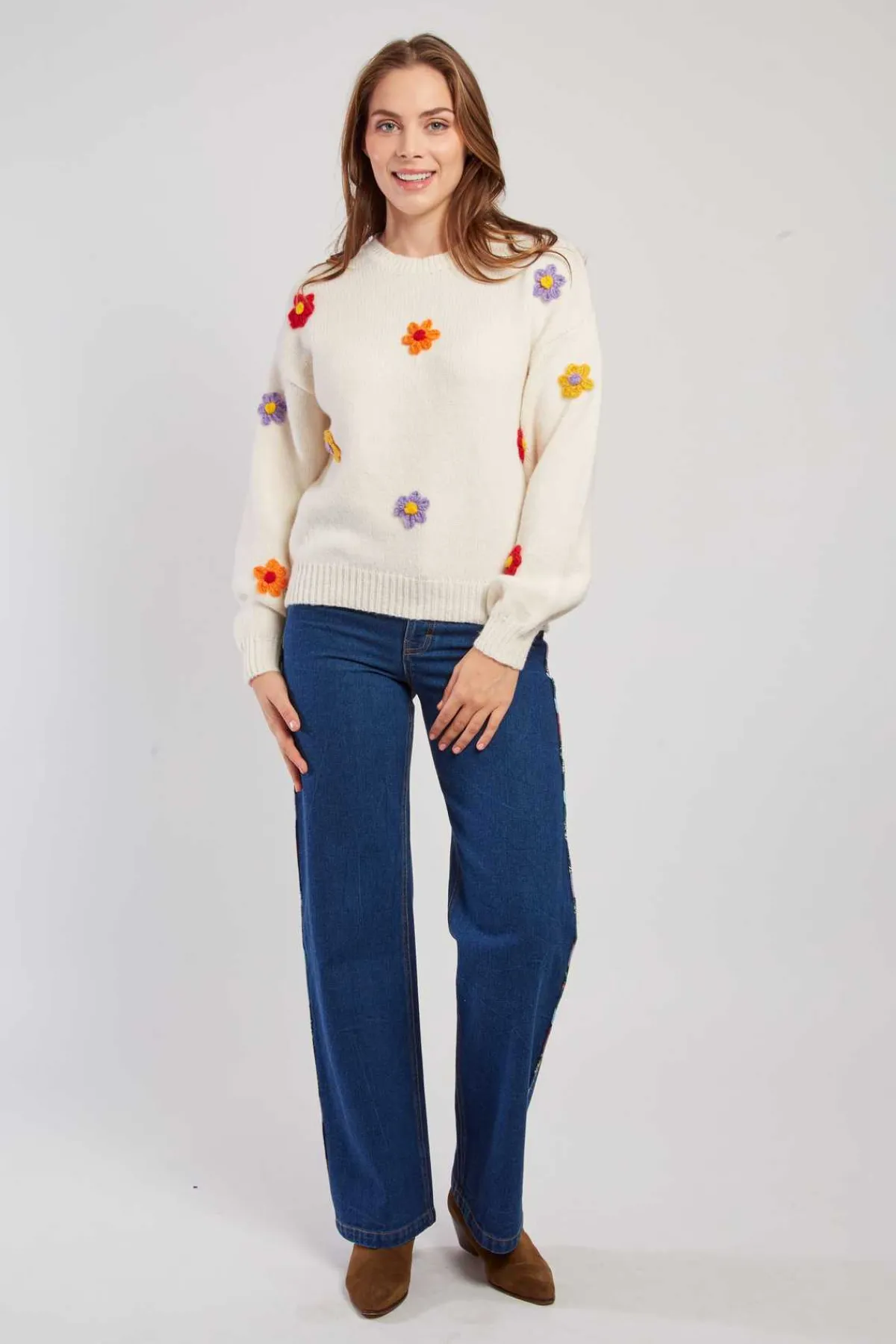 New Pull en maille fine avec fleurs brodées CALENDULA La Maille|Les Gilets, Cardigans & Pulls