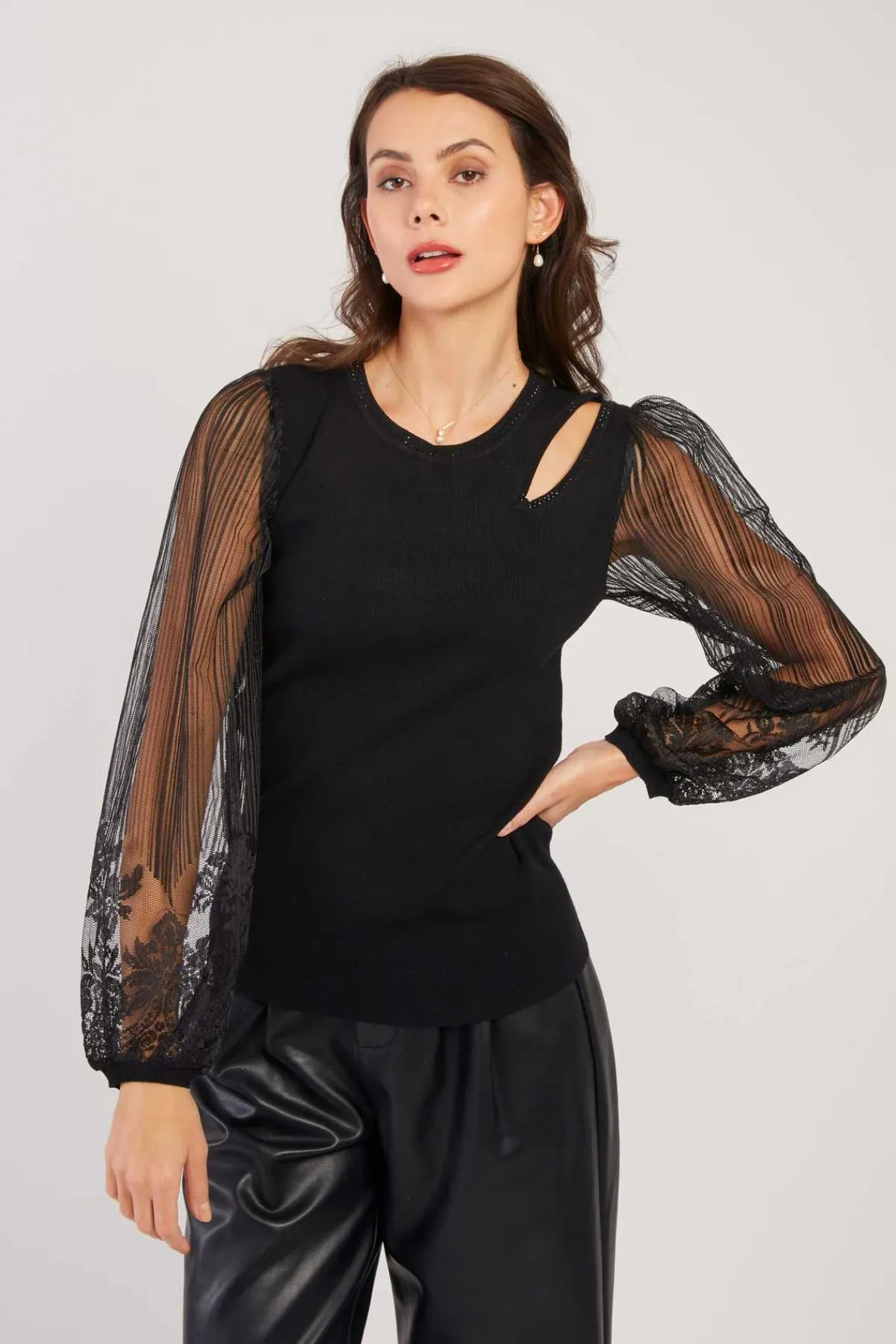 Sale Pull léger avec manches bouffantes transparentes CARACAS Les Gilets, Cardigans & Pulls|Les Blouses, Chemisiers & Tops
