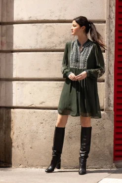 Store Robe courte brodée manches longues VANINA Robes Courtes