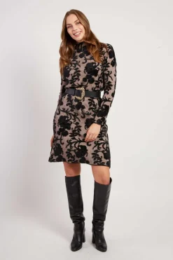 Best Sale Robe courte manches longues en maille JACINTHE Robes Courtes