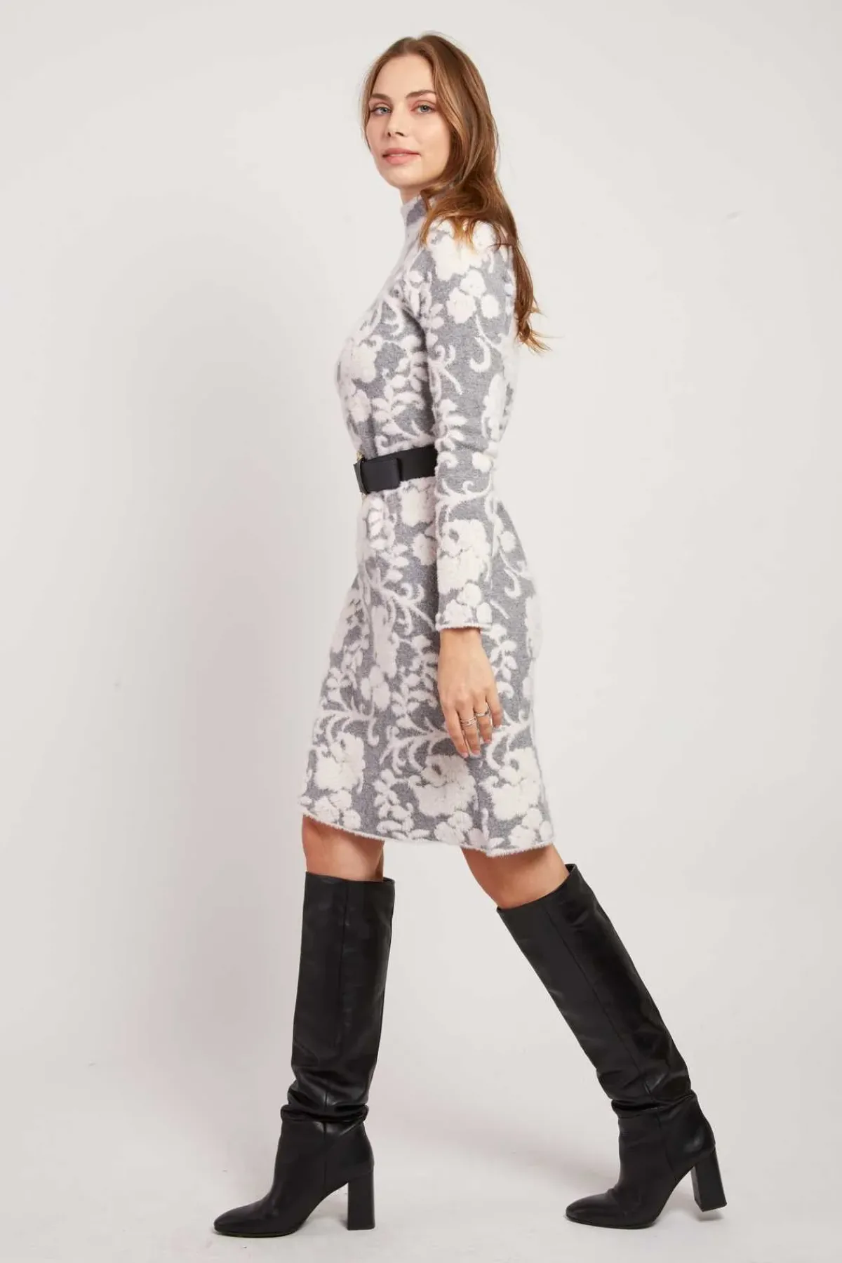 Best Sale Robe courte manches longues en maille JACINTHE Robes Courtes