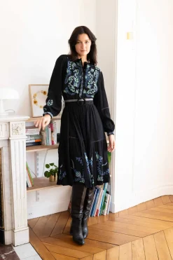 Cheap Robe mi-longue brodée effet velours VALLY Robes Longues