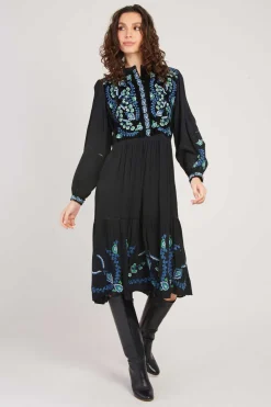 Cheap Robe mi-longue brodée effet velours VALLY Robes Longues