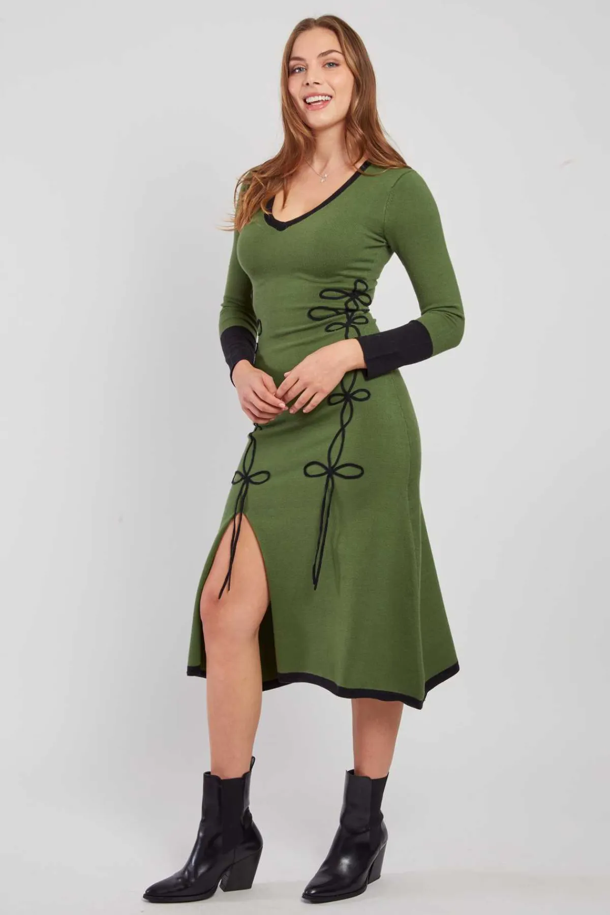 Discount Robe mi-longue en maille bicolore col V JOSIE La Maille|Robes Longues