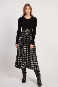 Shop Robe mi-longue en maille graphique JAVA La Maille|Robes Longues