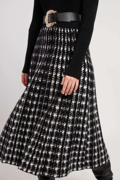 Shop Robe mi-longue en maille graphique JAVA La Maille|Robes Longues