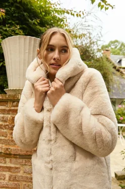 Best Sale Veste à capuche en fausse fourrure LIDYE Les Manteaux, Vestes & Doudounes