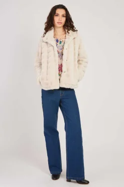 Discount Veste courte en fausse fourrure LISETTE Les Manteaux, Vestes & Doudounes