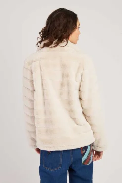 Discount Veste courte en fausse fourrure LISETTE Les Manteaux, Vestes & Doudounes