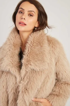 Cheap Veste courte en fausse LUCINDA Les Manteaux, Vestes & Doudounes