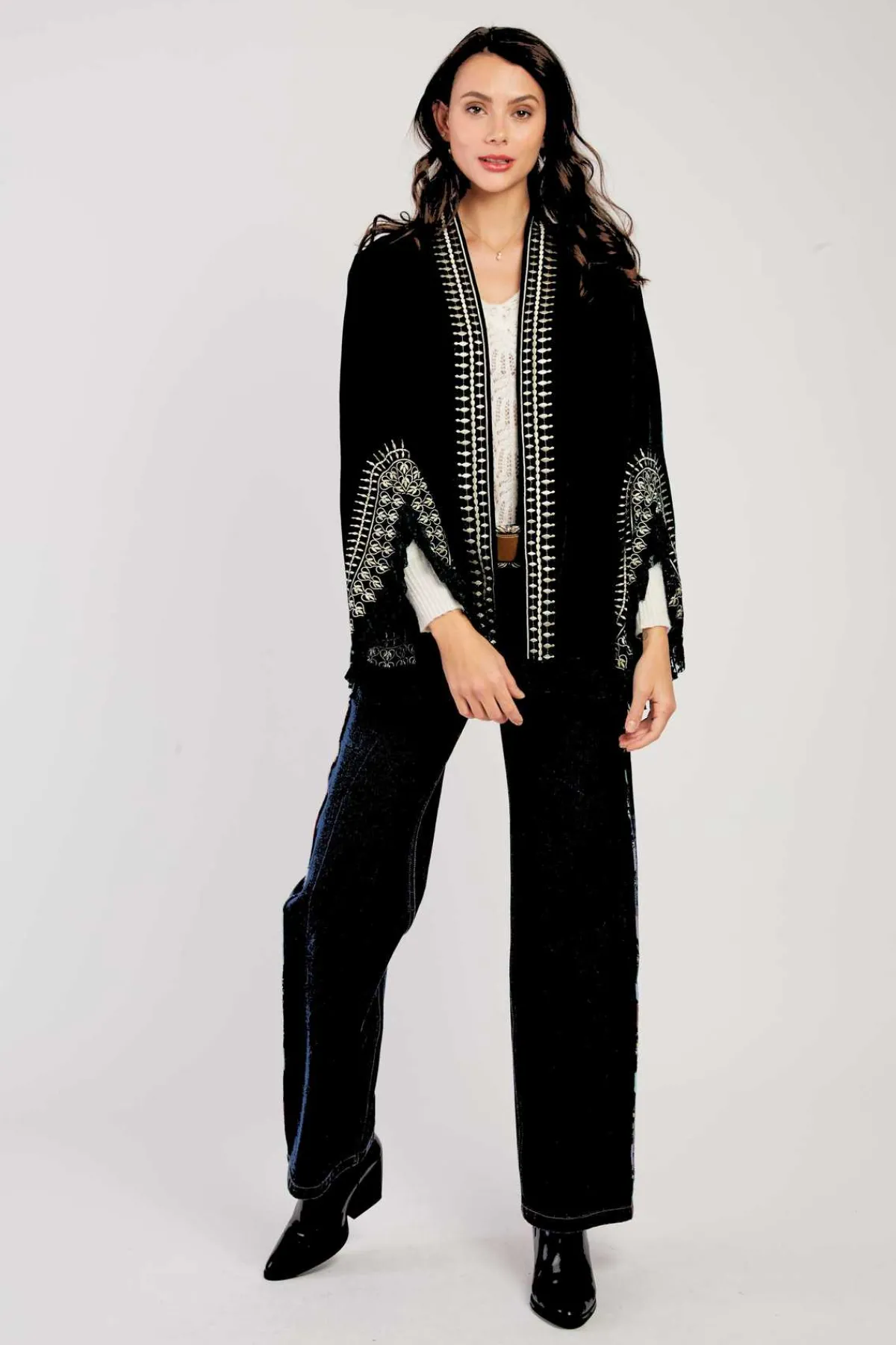 Discount Veste kimono manches longues à broderies LOULOU Les Manteaux, Vestes & Doudounes