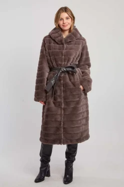 Sale Veste longue en fausse fourrure LETTIE Les Manteaux, Vestes & Doudounes